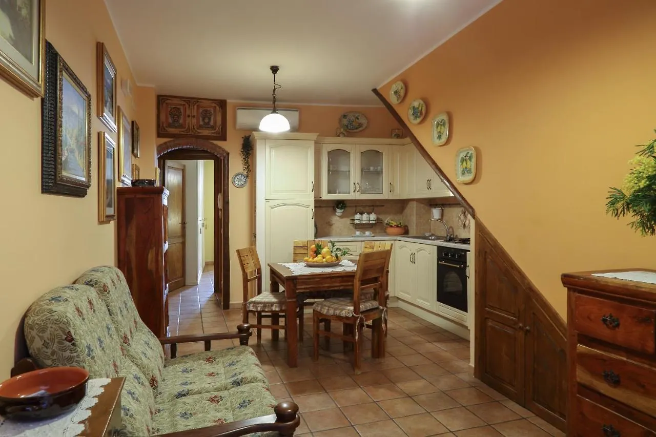 Appartamento Casa Antico Borgo Cuseni Taormina Italia