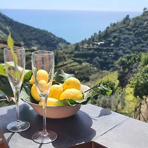 terrace-relax-casa-franceschin-homy-5-terre.hotelitalianriviera.com/